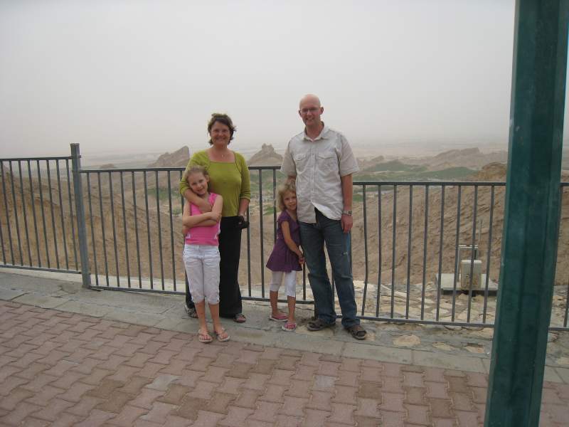Paa vej op ad Jebel Al Hafeet i Al Ain
